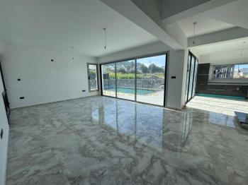 Girne Lapta Bölgesinde Satılık SIFIR HAVUZLU 3+1 VİLLALAR