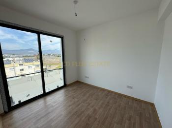 Lefkoşa Taşkınköy'de İlk Evim Kredisine Uygun Geniş Teraslı Satılık 2+1 YENİ Penthouse