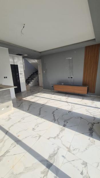 Gazimağusa Tatlısu Bölgesinde Satılık 3+1 SIFIR VİLLALAR 