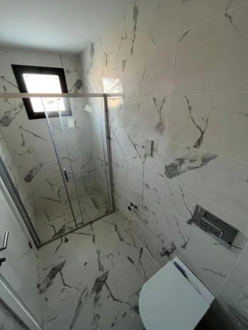 Girne Lapta Bölgesinde Satılık 3+1 HAVUZLU VİLLA