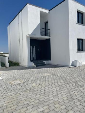 Lefkoşa Alayköy Bölgesinde SATILIK 4+1 SIFIR VİLLA - Araç Takası Kabul Edilir