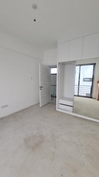 Lefkoşa Yenikent Bölgesinde SATILIK HEMEN TESLİM 3+1 VİLLA