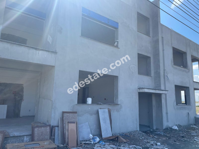 Lefkoşa Gönyeli Bölgesinde Aytan Market Yanı SIFIR BAHÇELİ ZEMİN KAT 3+1 SATILIK DAİRE