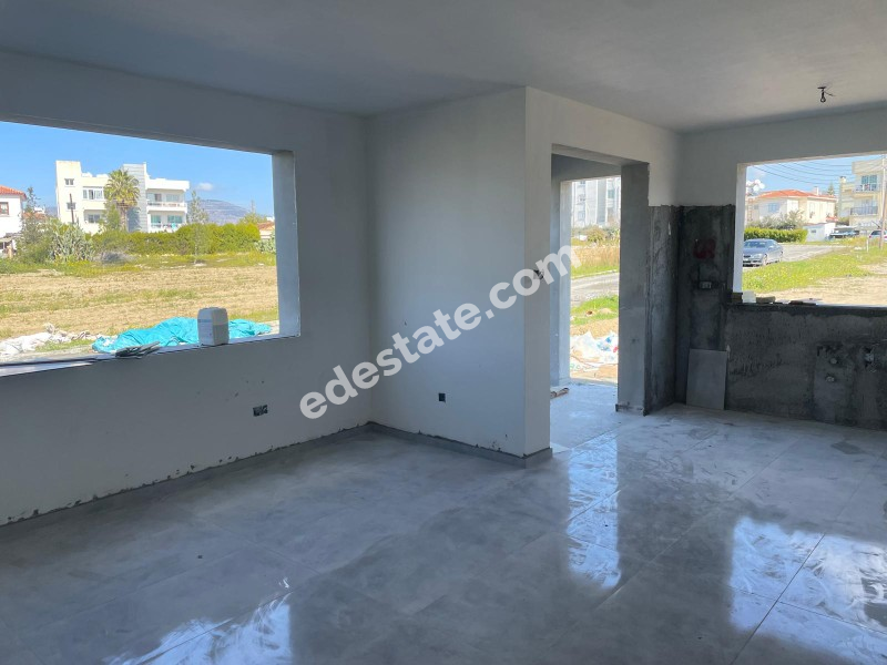 Lefkoşa Gönyeli Bölgesinde Aytan Market Yanı SIFIR BAHÇELİ ZEMİN KAT 3+1 SATILIK DAİRE