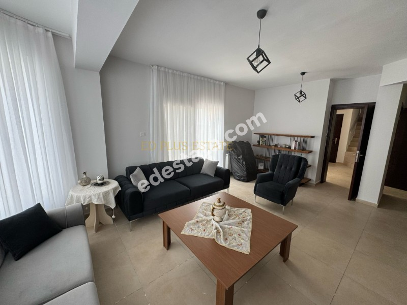 Girne Boğaz Bölgesinde Satılık 3+1 VİLLA 