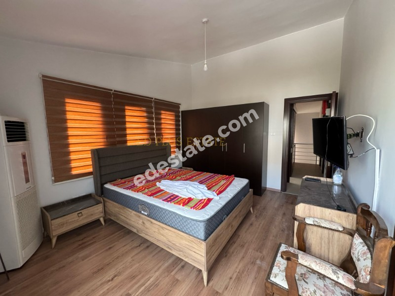 Girne Boğaz Bölgesinde Satılık 3+1 VİLLA 