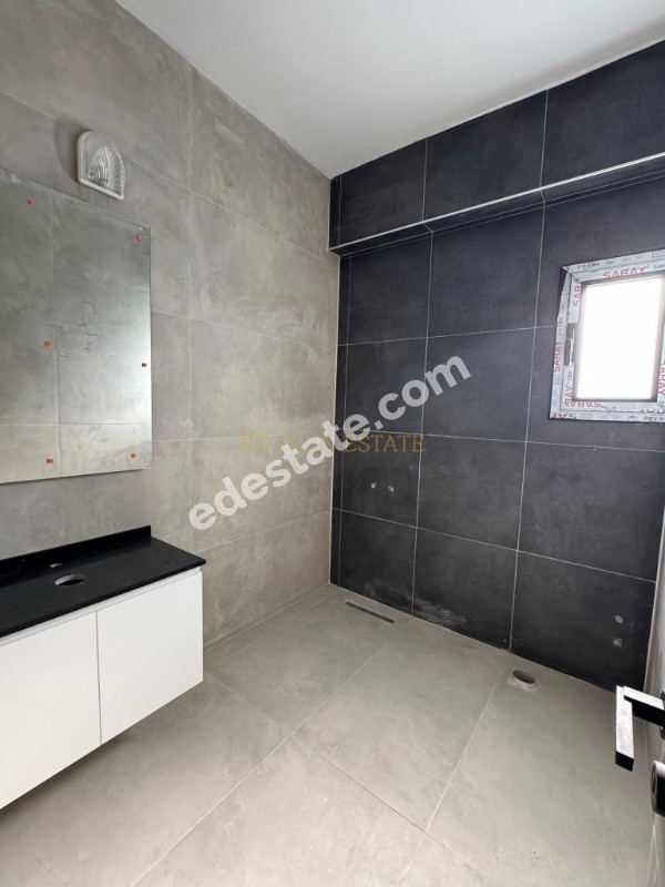 Girne Lapta Bölgesinde Satılık SIFIR HAVUZLU 3+1 VİLLALAR