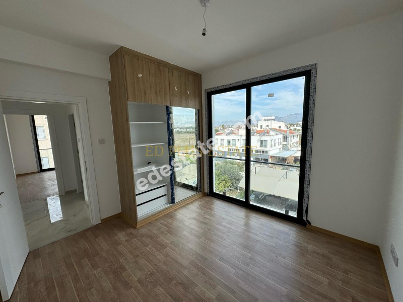 Lefkoşa Taşkınköy'de İlk Evim Kredisine Uygun Geniş Teraslı Satılık 2+1 YENİ Penthouse