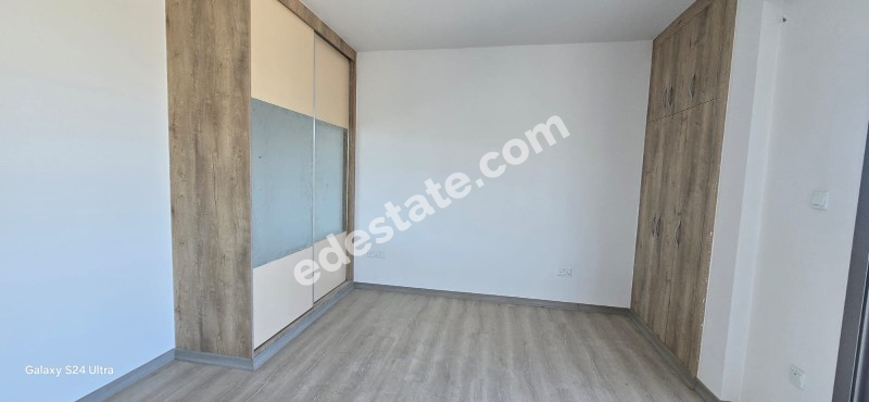 Lefkoşa Küçük Kaymaklı'da Satılık 2+1 PENTHOUSE
