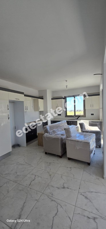 Lefkoşa Küçük Kaymaklı'da Satılık 2+1 PENTHOUSE