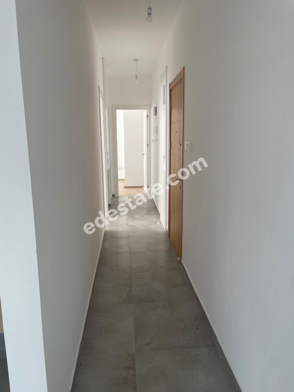 Lefkoşa Yenikent Bölgesinde KDV ve TRAFOSU ÖDENMİŞ 2+1 Satılık SIFIR DAİRE