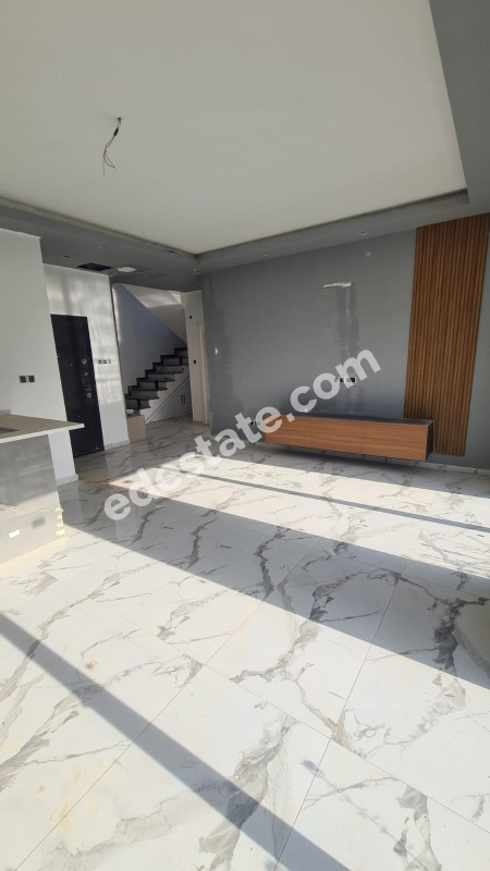 Gazimağusa Tatlısu Bölgesinde Satılık 3+1 SIFIR VİLLALAR 
