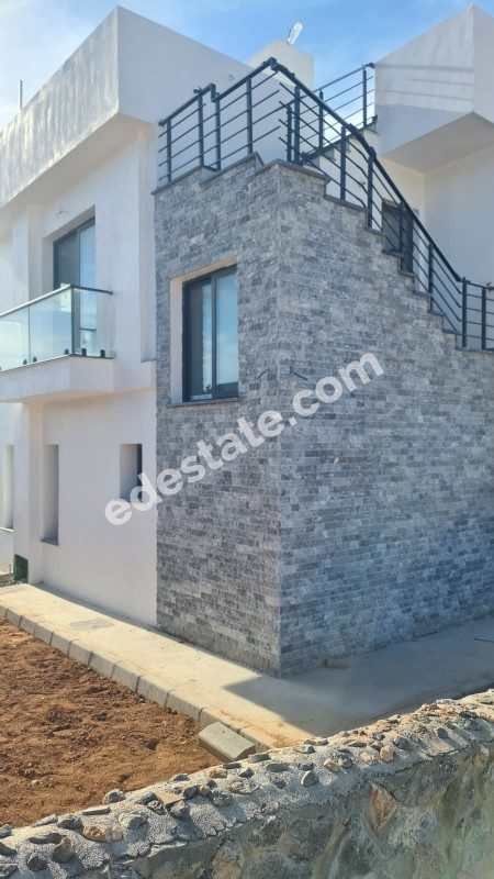 Gazimağusa Tatlısu Bölgesinde Satılık 3+1 SIFIR VİLLALAR 