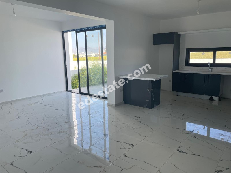 Lefkoşa Alayköy Bölgesinde SATILIK 4+1 SIFIR VİLLA - Araç Takası Kabul Edilir