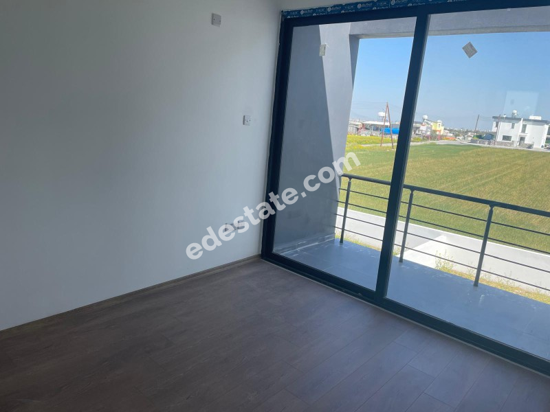 Lefkoşa Alayköy Bölgesinde SATILIK 4+1 SIFIR VİLLA - Araç Takası Kabul Edilir