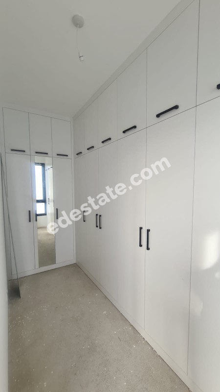 Lefkoşa Yenikent Bölgesinde SATILIK HEMEN TESLİM 3+1 VİLLA