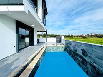 Didim'de Satılık Tam Müstakil Villa