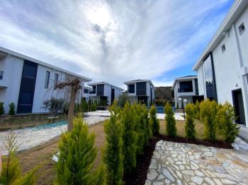 Didim Sağturda Satılık Site İçi Villalar