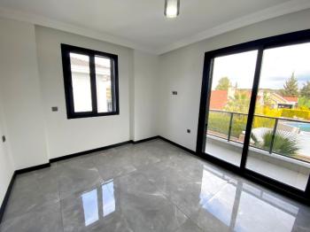 Didim Sağturda Satılık Site İçi Villalar
