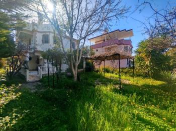 Didim'de Denize 300 Metre Mesafede Satılık Yazlık