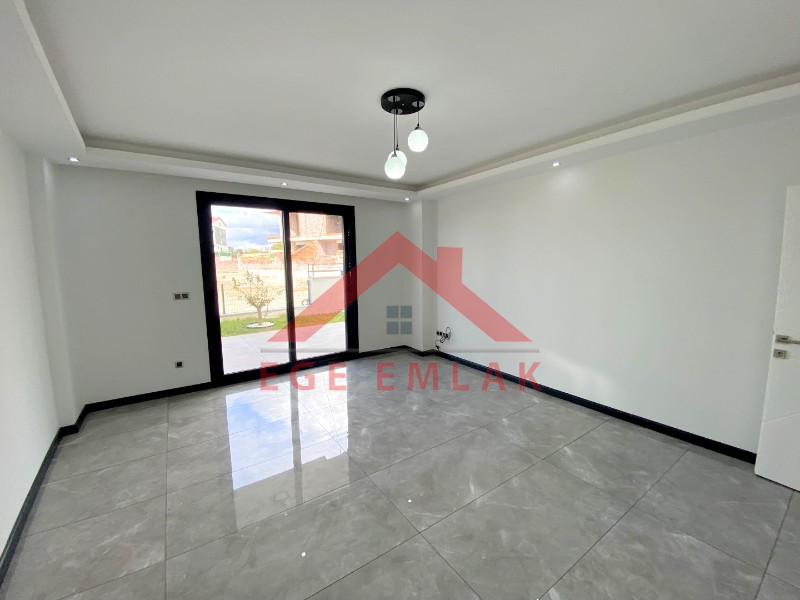 Didim'de Ayrı Mutfaklı Satılık Villa