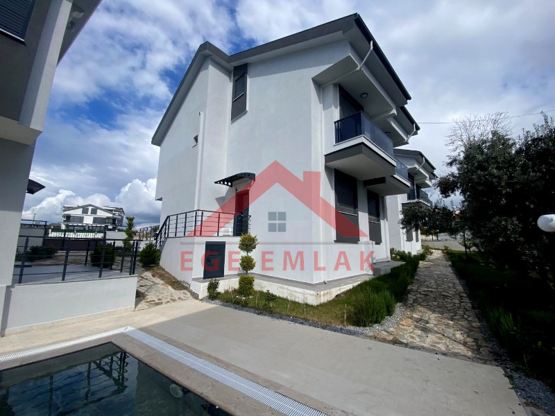Didim'de Ayrı Mutfaklı Satılık Villa