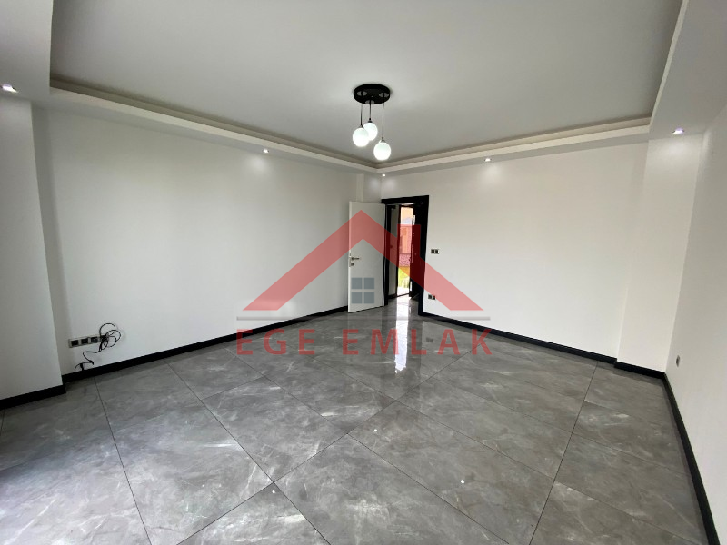 Didim'de Ayrı Mutfaklı Satılık Villa