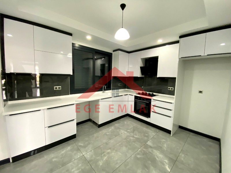 Didim'de Ayrı Mutfaklı Satılık Villa