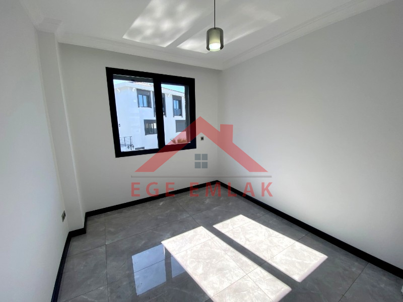 Didim'de Sİte İçerisinde Satılık Yazlık