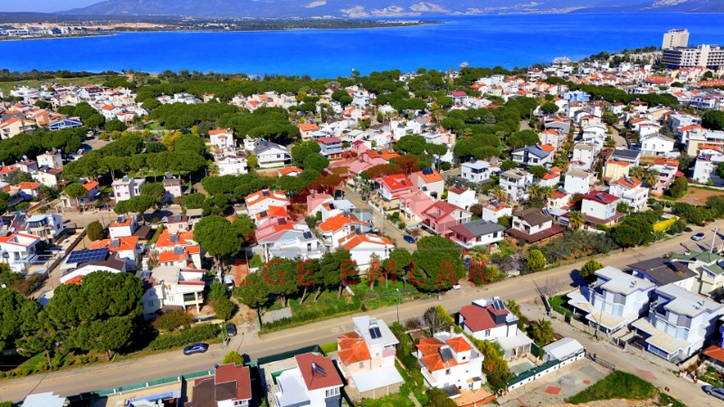 Didim'de Denize 300 Metre Mesafede Satılık Yazlık