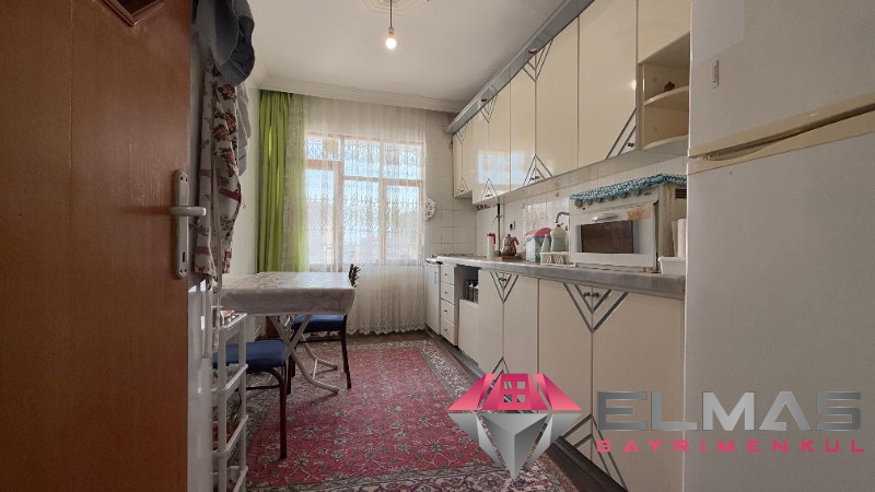 Elmas’tan Menderes Mah.Site İçi Doğalgazlı Haftanın Fırsatı 3+1
