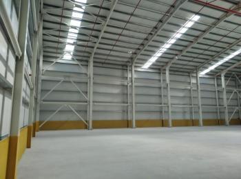 Ovaakça'da Otobana ve İstanbul yoluna Yakın 1.800 m2 Kiralık Depo