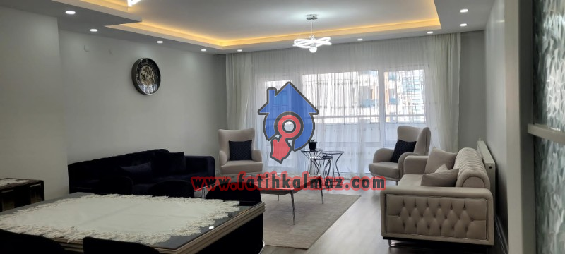Konya / Selçuklu / Satılık Daire Yazır Mah. Real AVM Arkası AraKat 4+1