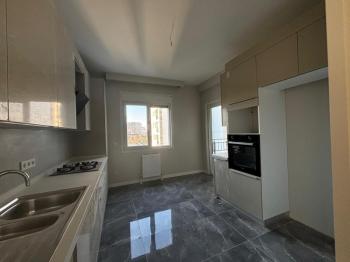 Erenköy Geniş 3+1 Net :110 m2