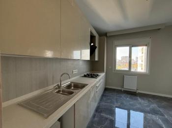 Erenköy Geniş 3+1 Net :110 m2