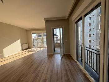 Erenköy Geniş 3+1 Net :110 m2