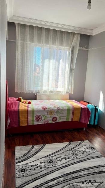 ÜMRANİYEDE SİTE İÇERİSİNDE FERAH BİR 3+1 SATILIK DAİRE