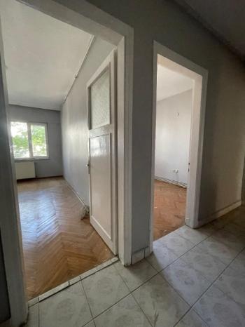 KADIKÖY BAHARİYEDE ÇİFT CEPHE BALKONLU SATILIK DAİRE
