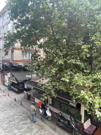 KADIKÖY BAHARİYEDE ÇİFT CEPHE BALKONLU SATILIK DAİRE