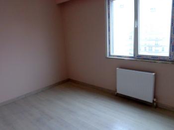 Maltepe Cevizlide Kiralık 2+1 Daire
