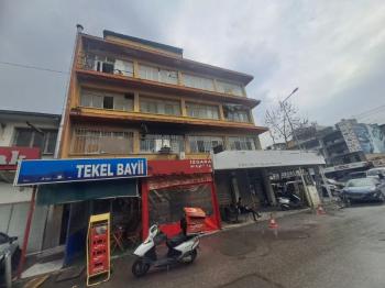 İZMİR 1.SANAYİ SİTESİNDE SATILIK DÜKKAN