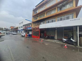 İZMİR 1.SANAYİ SİTESİNDE SATILIK DÜKKAN