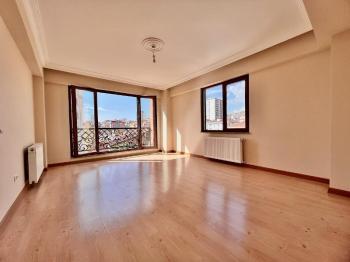 OZANLAR CAD. 7 YILLIK KAPALI OTOPARKLI GENİŞ 2+1 FIRSAT DAİRE