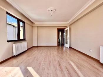 OZANLAR CAD. 7 YILLIK KAPALI OTOPARKLI GENİŞ 2+1 FIRSAT DAİRE