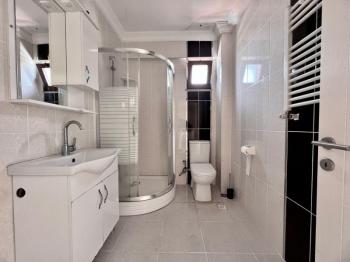 OZANLAR CAD. 7 YILLIK KAPALI OTOPARKLI GENİŞ 2+1 FIRSAT DAİRE