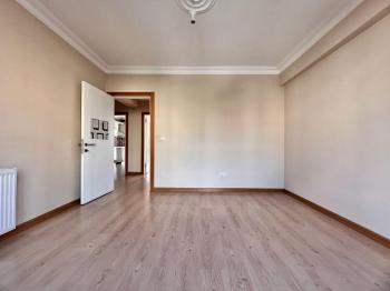 OZANLAR CAD. 7 YILLIK KAPALI OTOPARKLI GENİŞ 2+1 FIRSAT DAİRE
