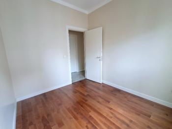 C.BOSTAN'DA BAĞDAT CAD.NE 5.BİNA EB.BANYOLU BALKONLU 3+1 KİRALIK DAİRE