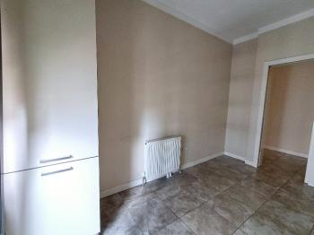 C.BOSTAN'DA BAĞDAT CAD.NE 5.BİNA EB.BANYOLU BALKONLU 3+1 KİRALIK DAİRE