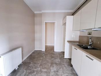 C.BOSTAN'DA BAĞDAT CAD.NE 5.BİNA EB.BANYOLU BALKONLU 3+1 KİRALIK DAİRE