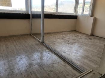 Konak’da 3odalı Ofis Satılık